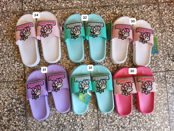 Chancletas de niñas's foto | Tienda ADN 1817 |  BizneCubano